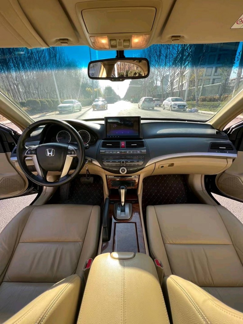 沈阳12年本田雅阁4