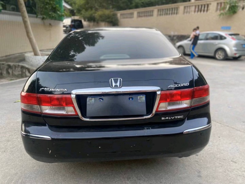 广州05年本田雅阁5