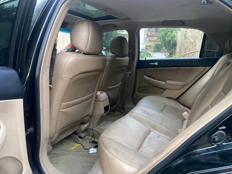 广州05年本田雅阁8