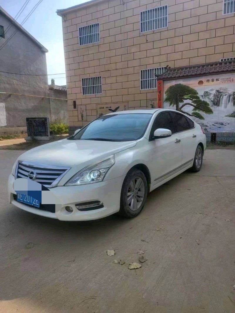 北京12年日产天籁2