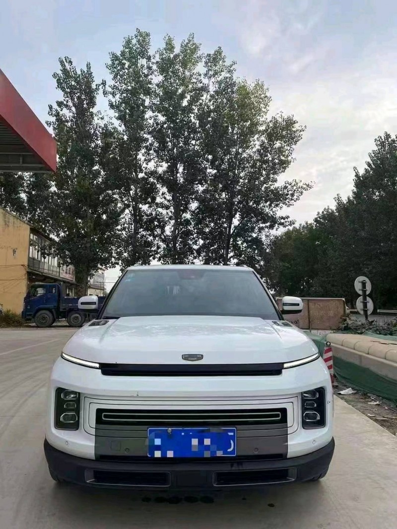 北京21年吉利帝豪1