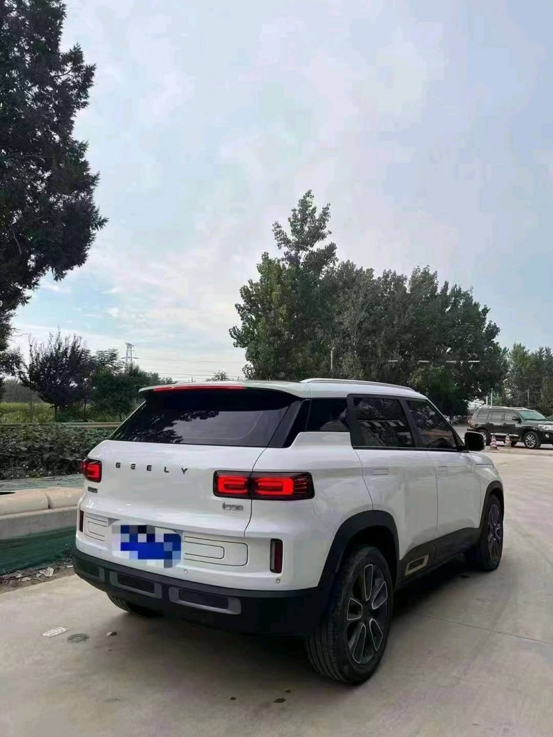 北京21年吉利帝豪6