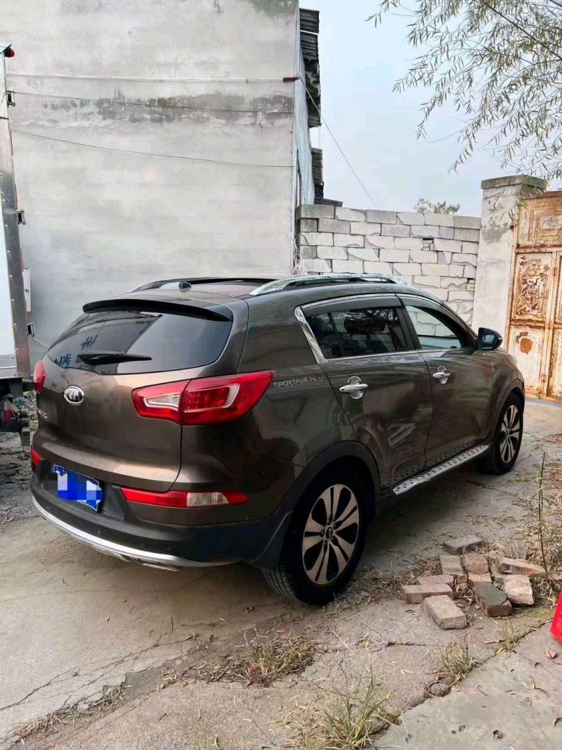 北京12年起亚智跑5