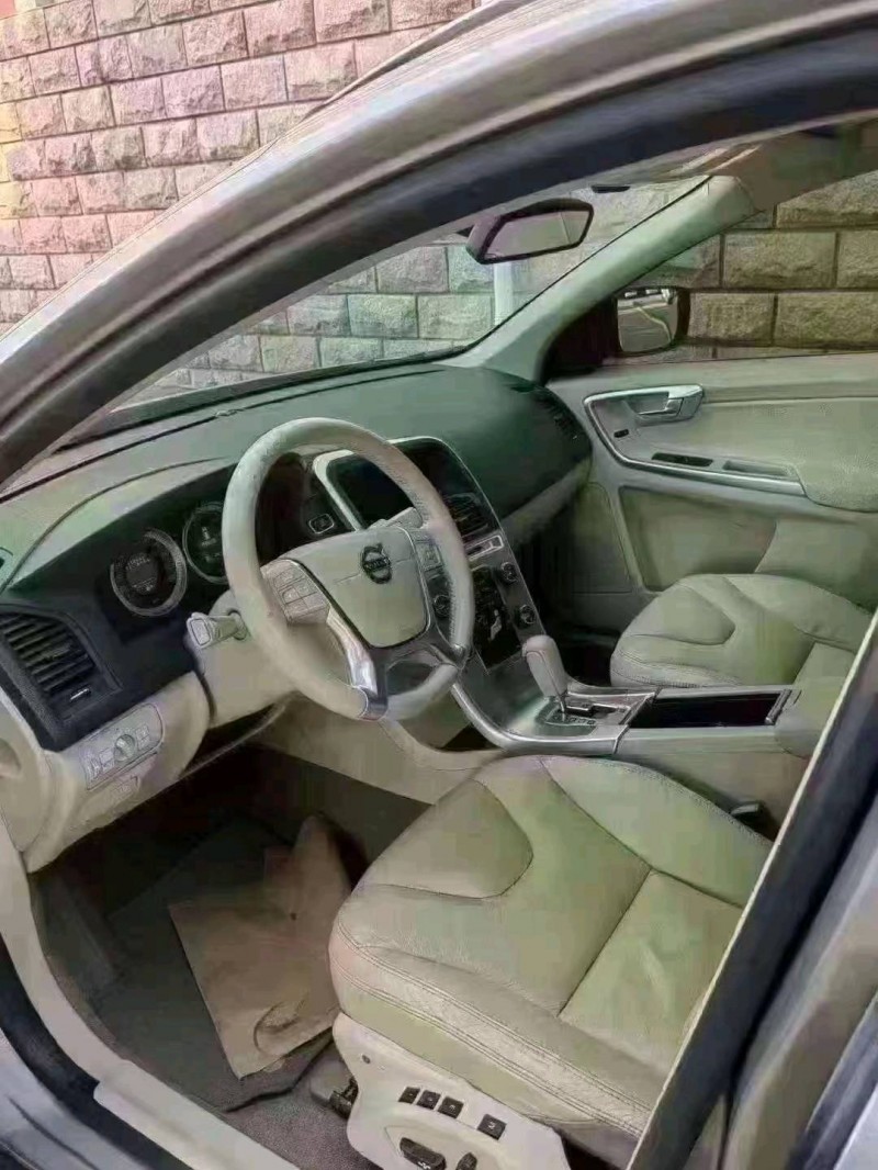 北京11年沃尔沃XC606