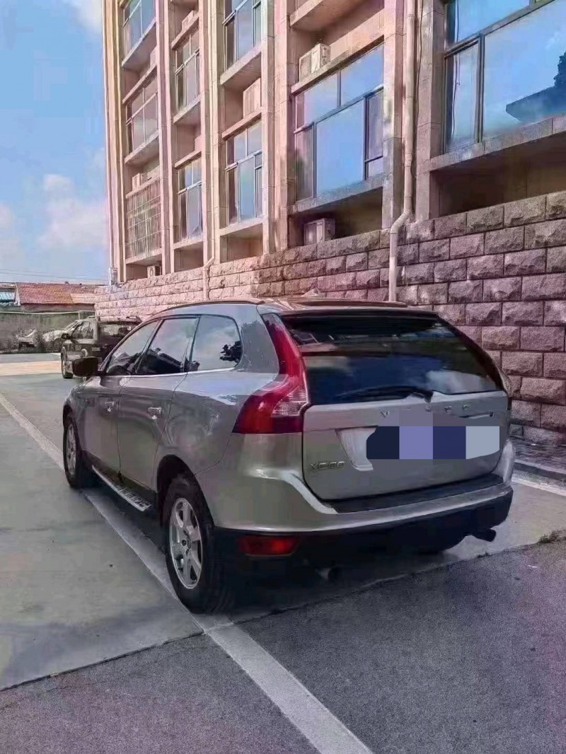 北京11年沃尔沃XC608