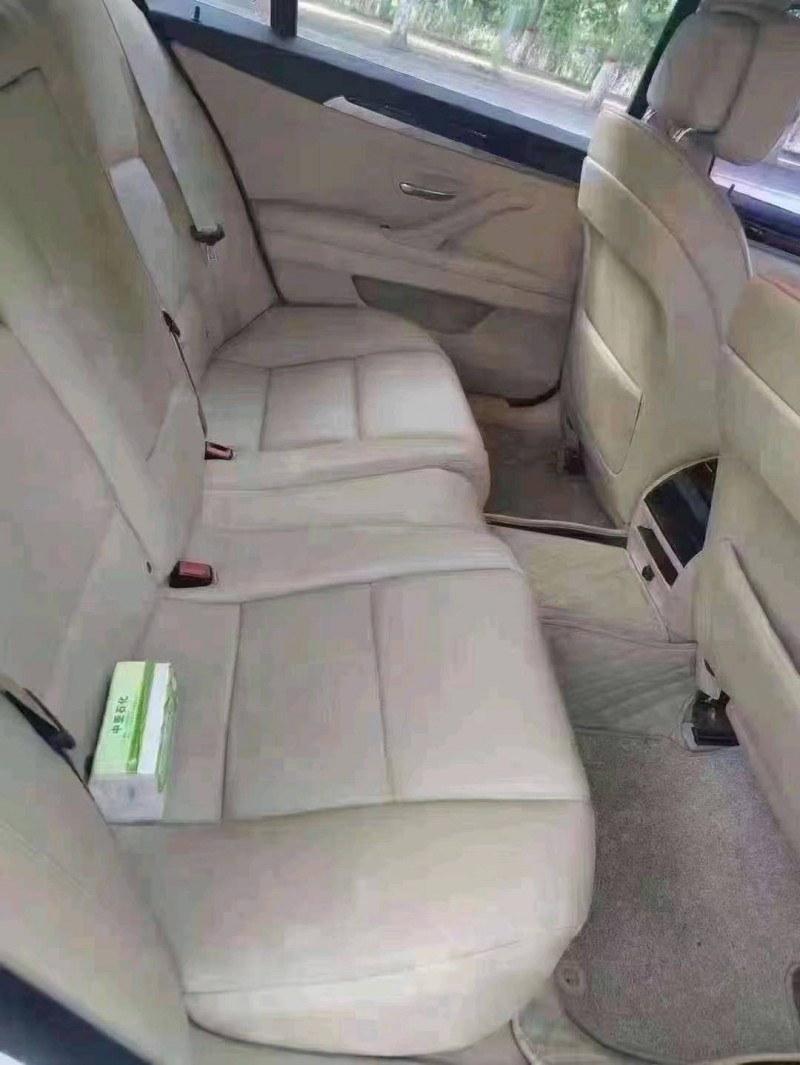 北京13年宝马5系4