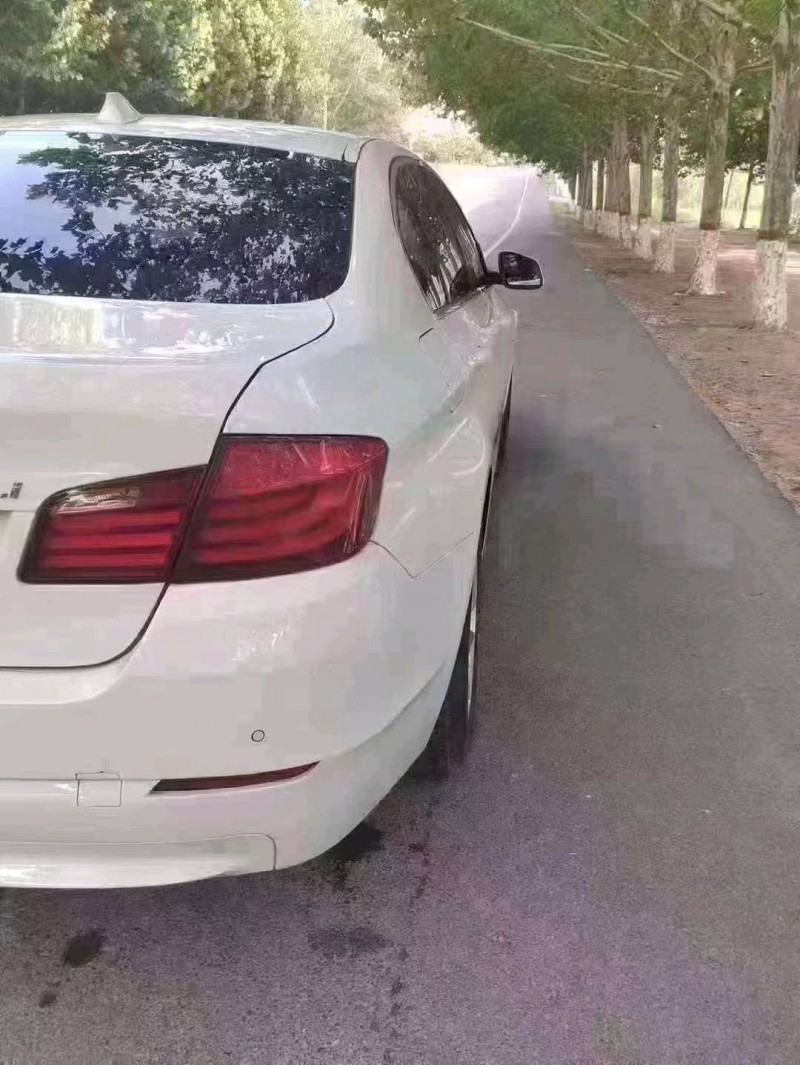 北京13年宝马5系8