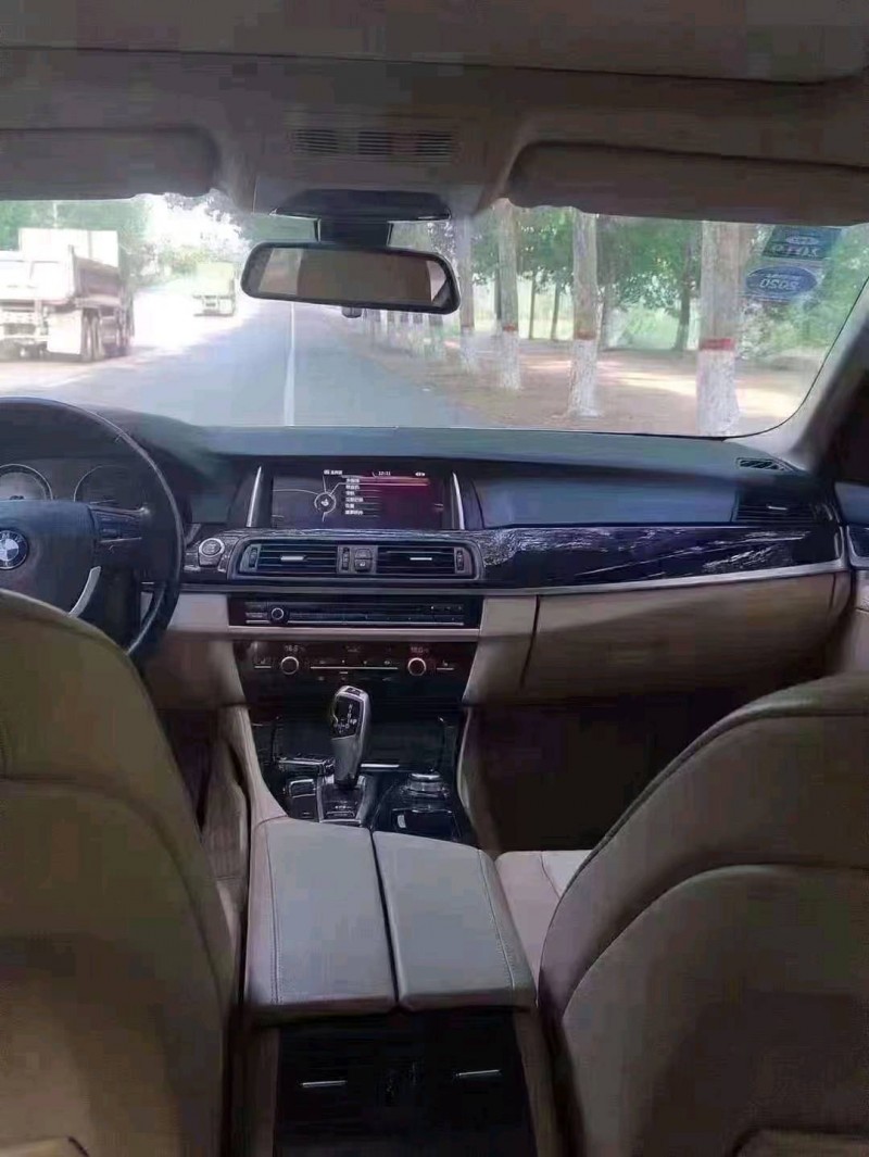 北京13年宝马5系9