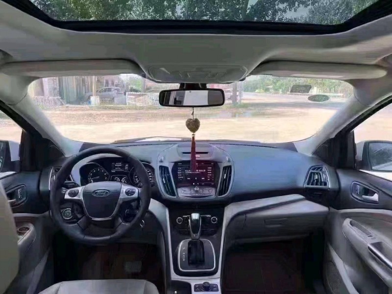 北京14年福特翼虎5