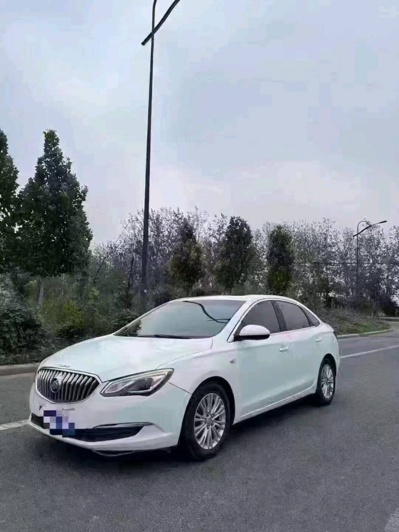 北京15年别克英朗8