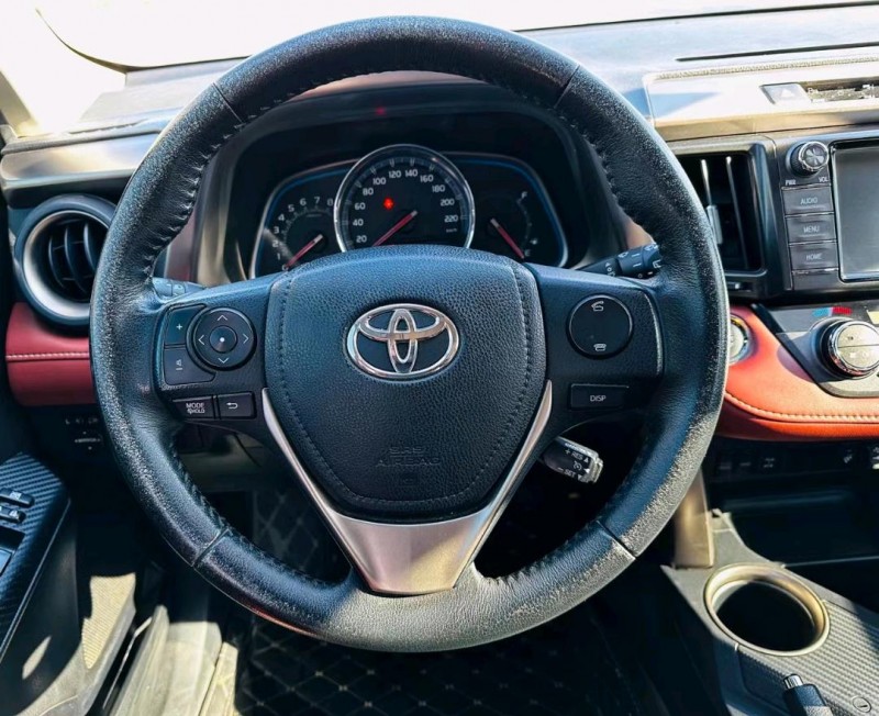 沈阳13年丰田RAV4荣放4