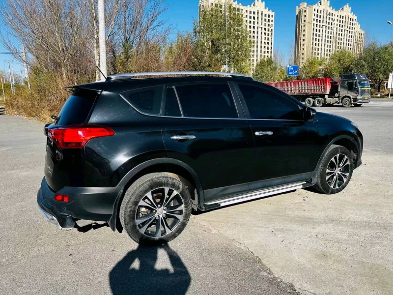 沈阳13年丰田RAV4荣放2