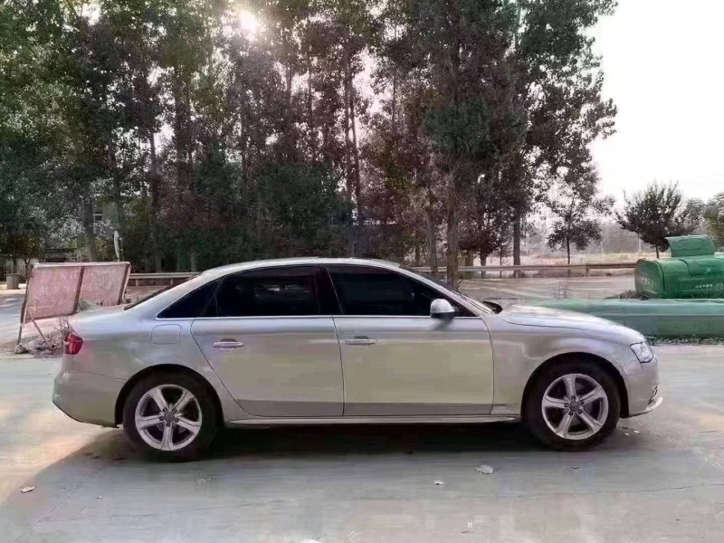 北京15年奥迪A4L1