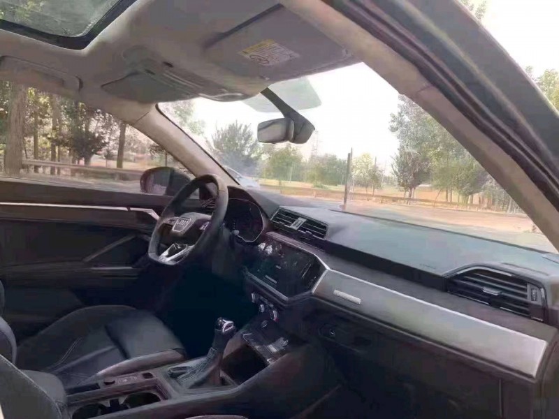 北京20年奥迪Q34