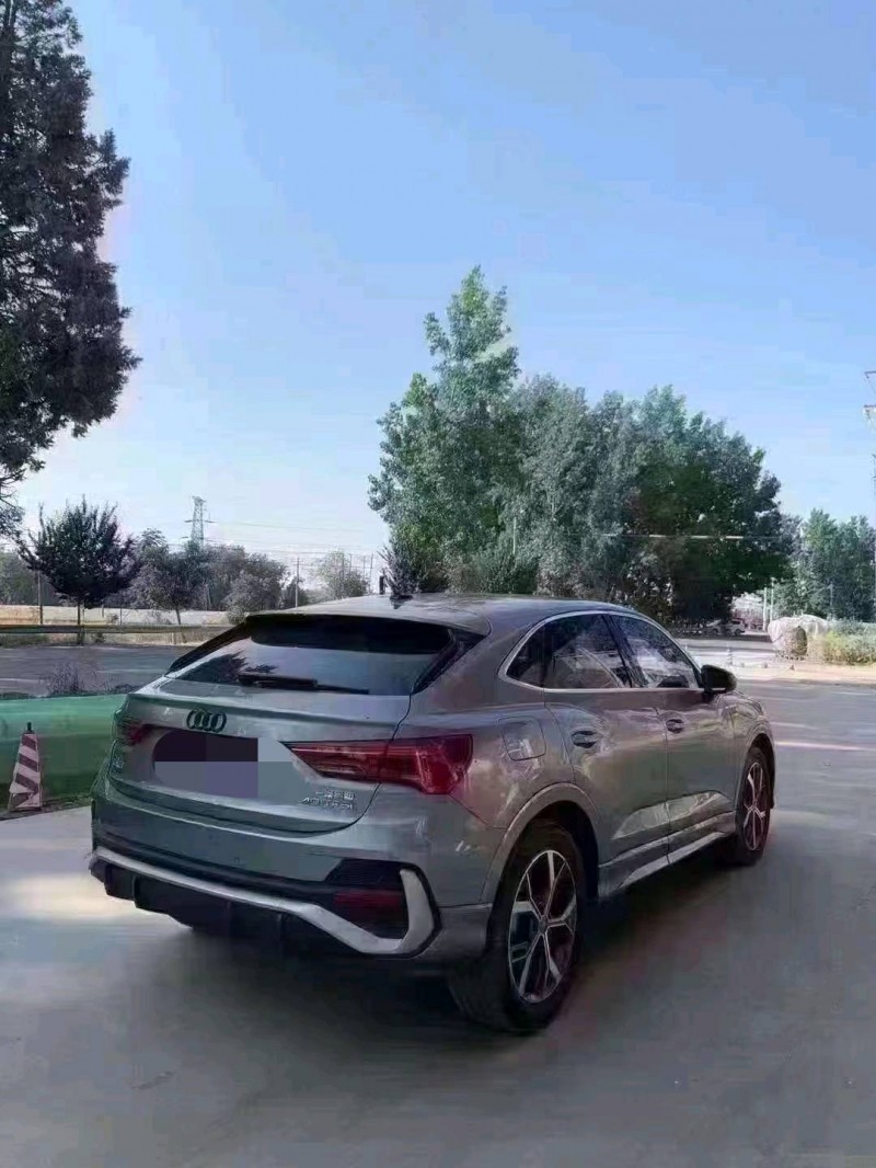 北京20年奥迪Q36