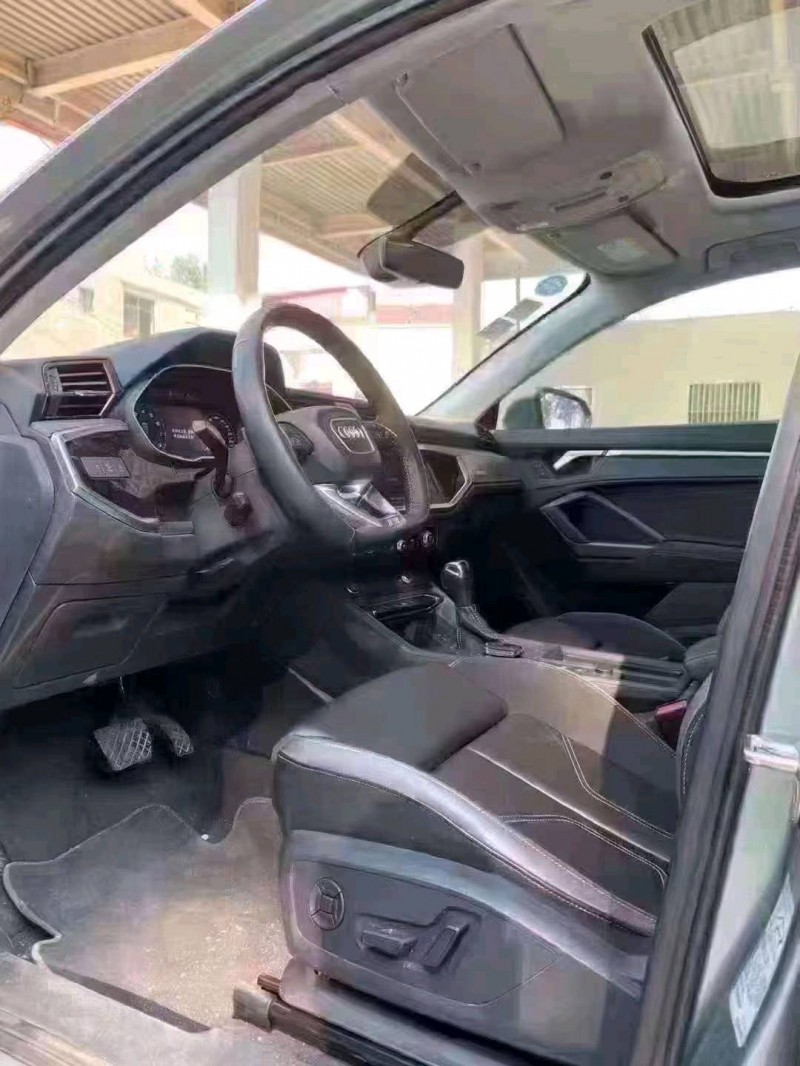 北京20年奥迪Q37