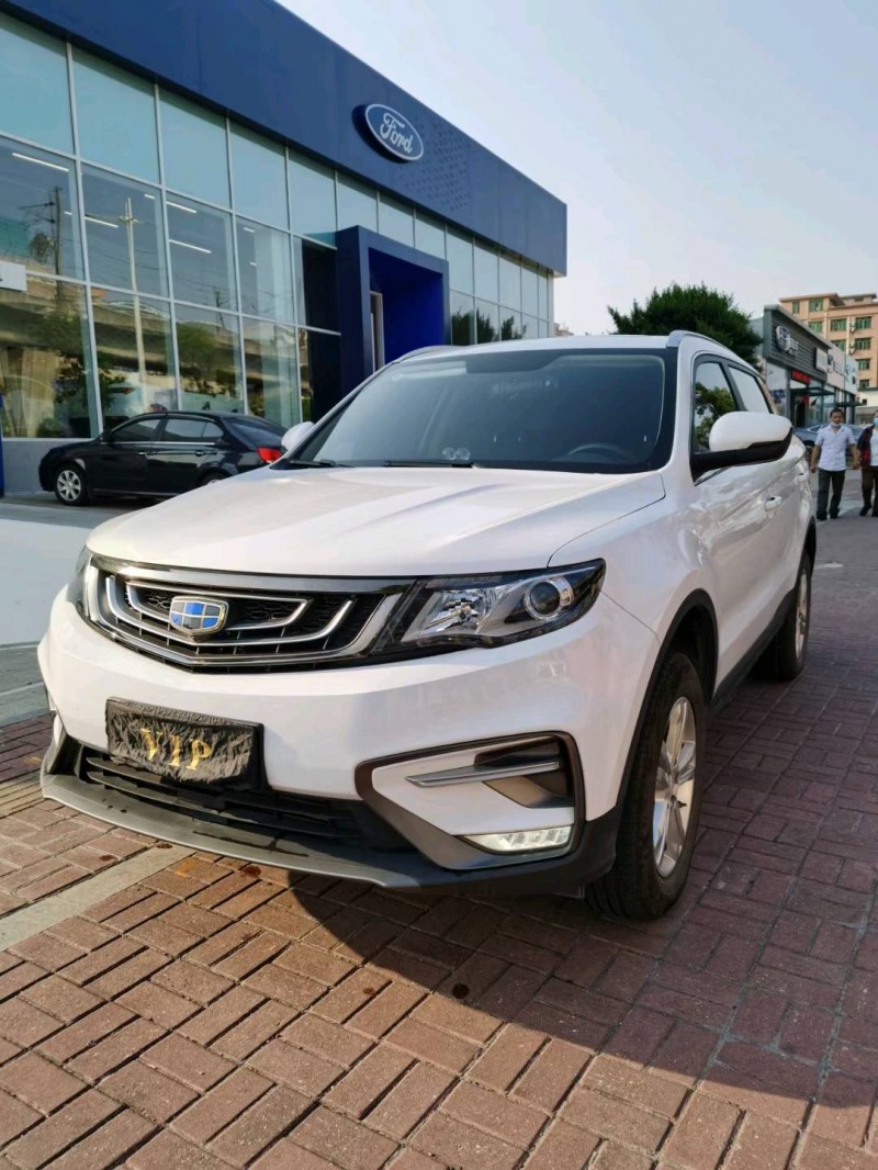 东莞20年吉利博越8