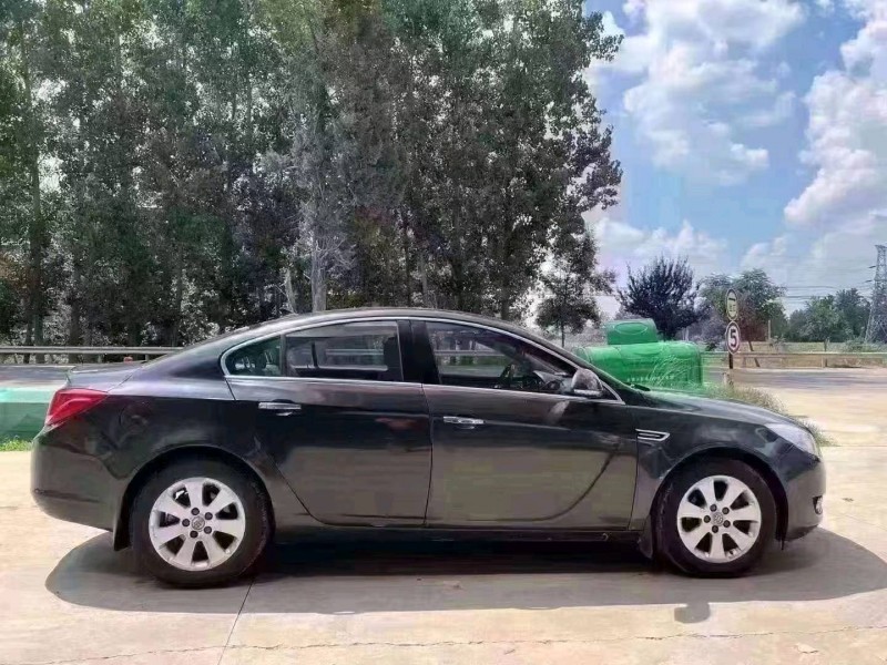 北京11年别克君威7