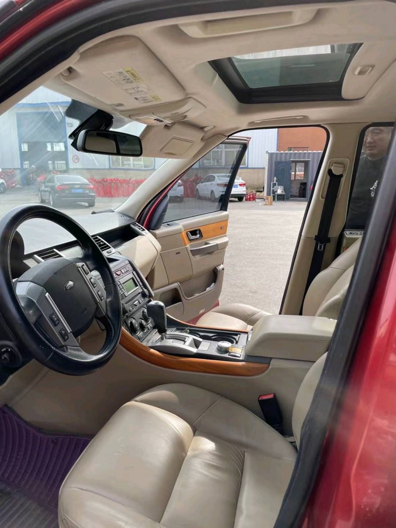 沈阳10年路虎揽胜运动7