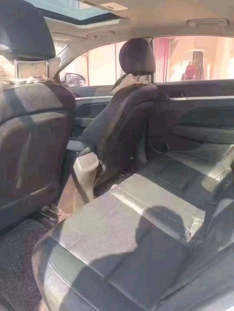 北京16年现代领动3