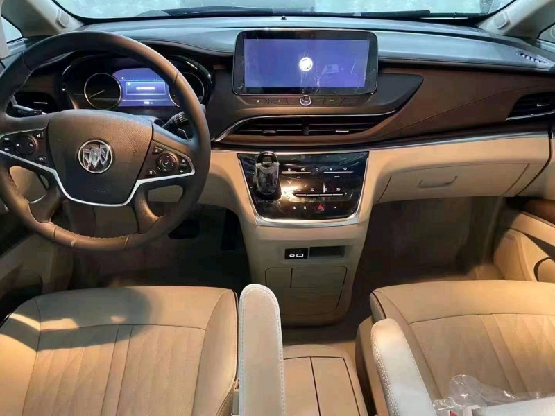 北京22年别克GL82