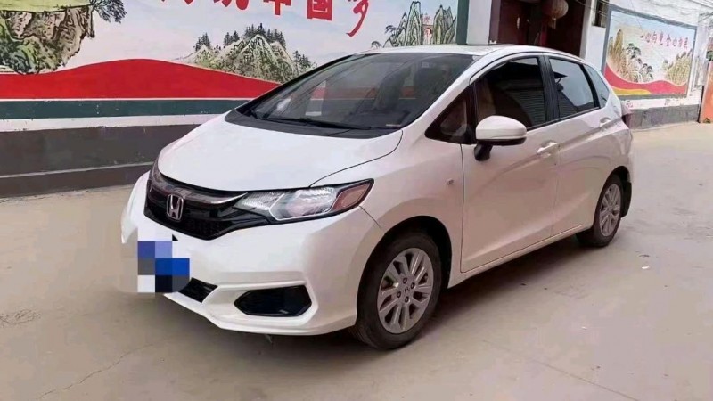 北京18年本田飞度2