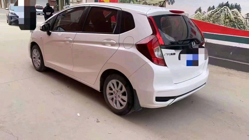 北京18年本田飞度6