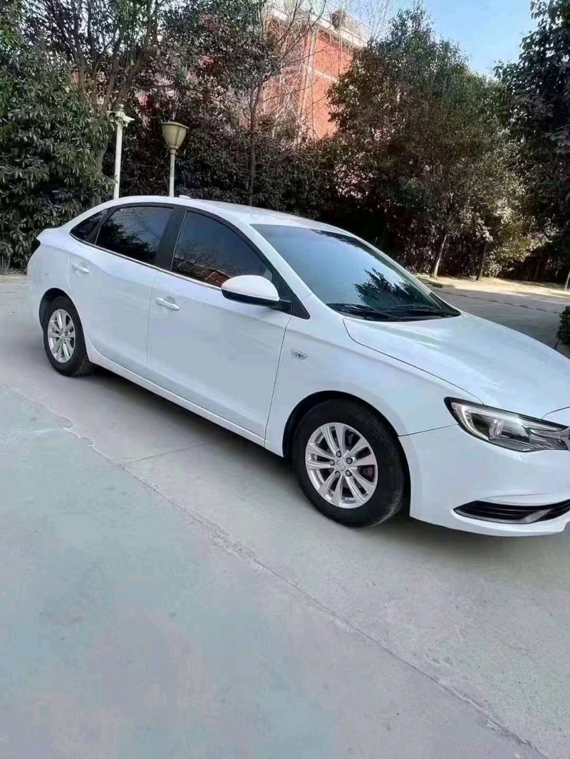 北京19年别克英朗7