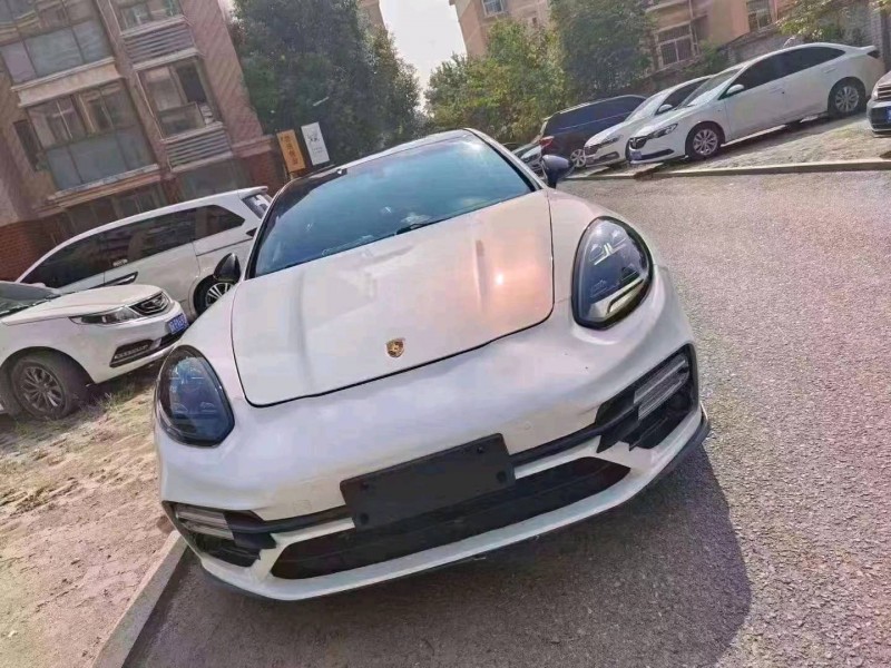 北京10年保时捷帕拉梅拉5