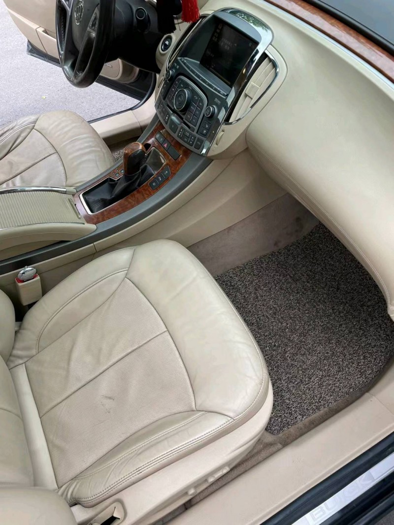 徐州11年别克君越6