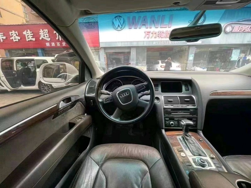 枣庄11年奥迪Q78