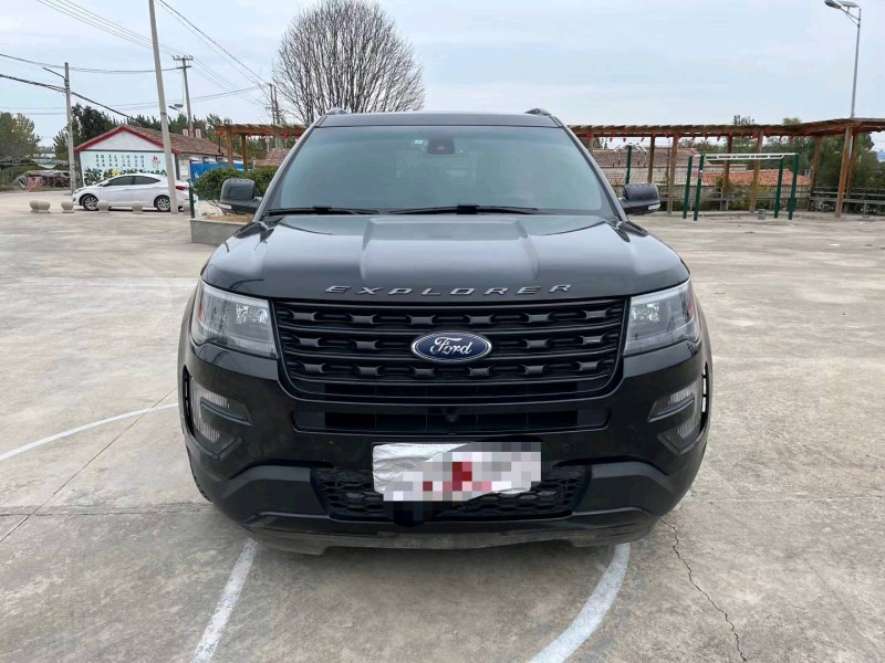 徐州16年福特探险者9