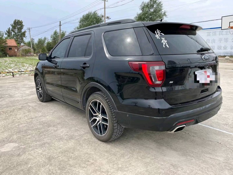 徐州16年福特探险者2