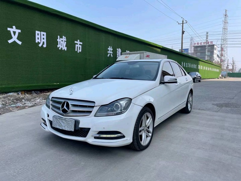 徐州13年奔驰C2