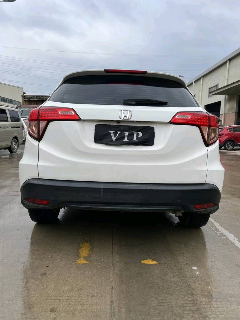 东莞17年本田缤智9