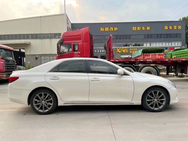 东莞14年丰田锐志7