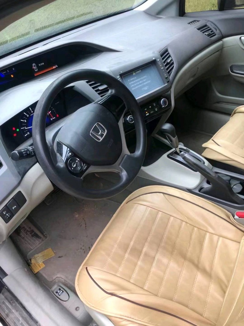 南宁14年本田思域3