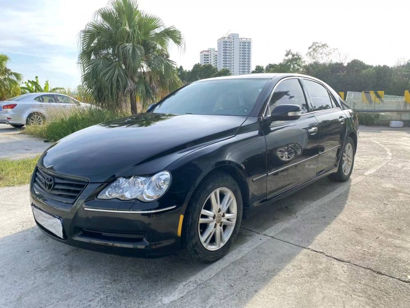 南宁07年丰田锐志3