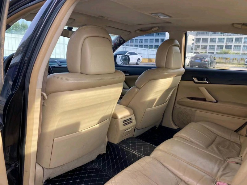 南宁07年丰田锐志5