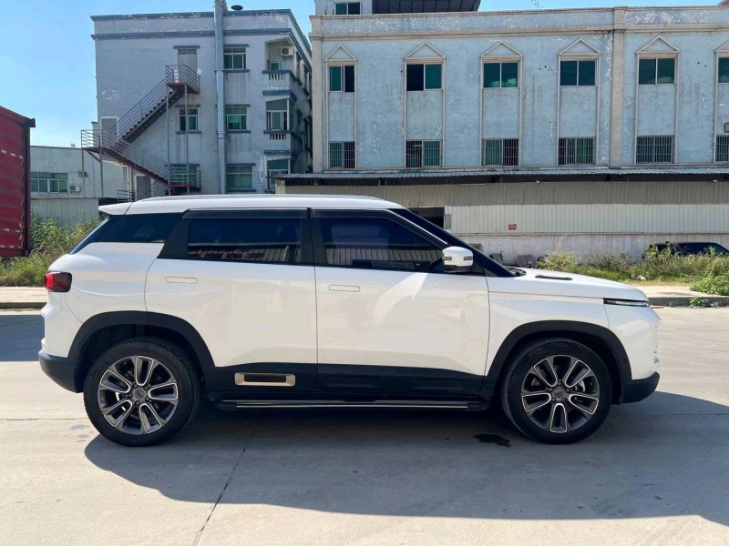 东莞20年吉利icon7