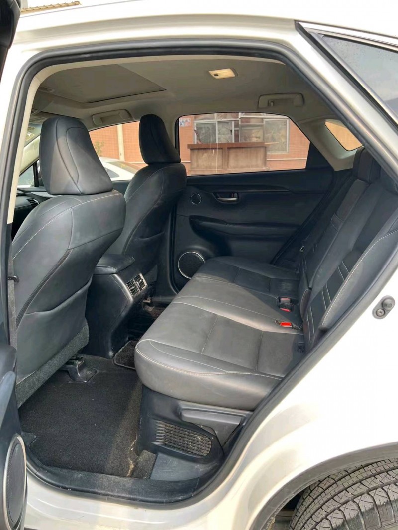 东莞16年雷克萨斯NX5