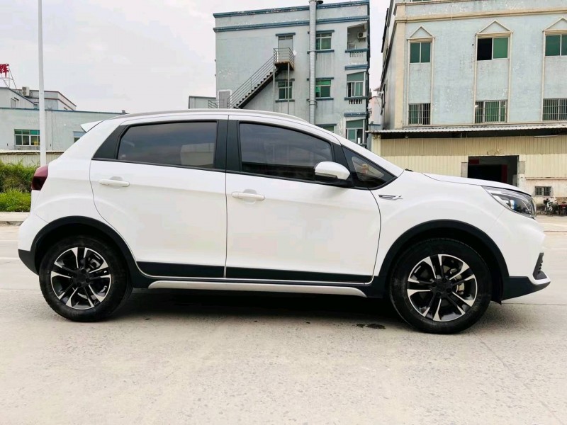 东莞19年吉利远景7