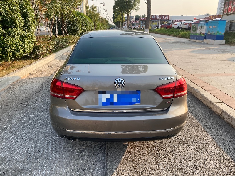 重庆12年大众帕萨特5