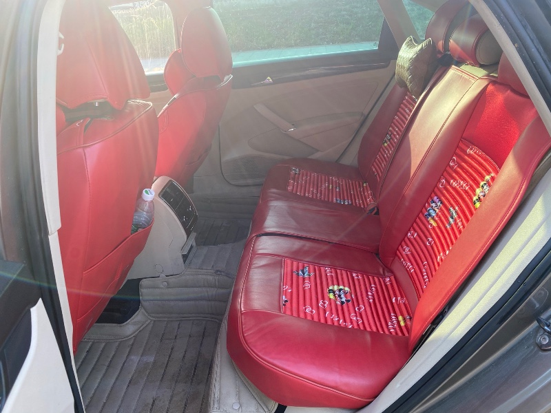 重庆12年大众帕萨特2