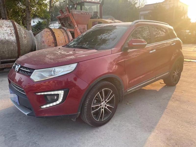 重庆18年驭胜S3308