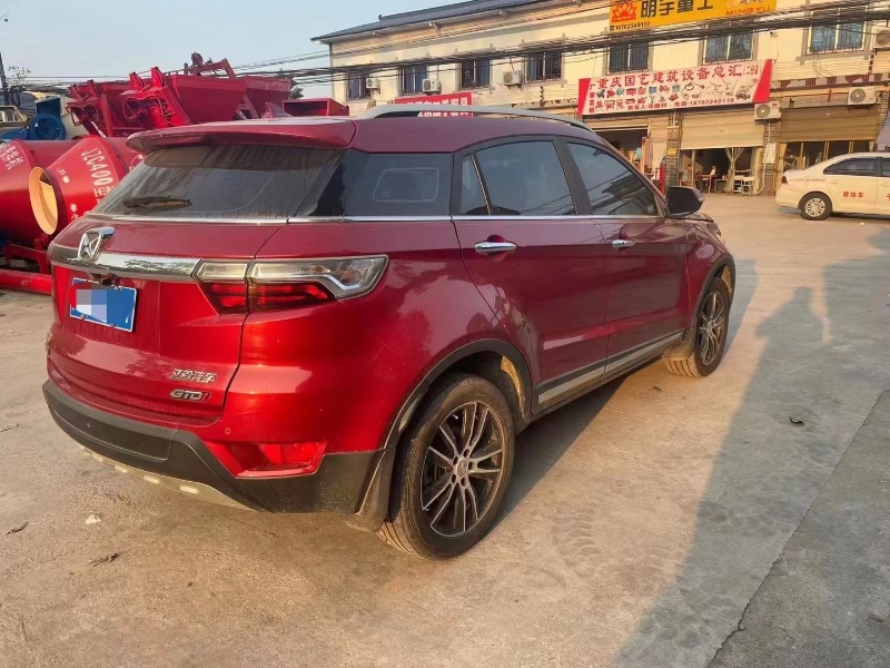 重庆18年驭胜S3304