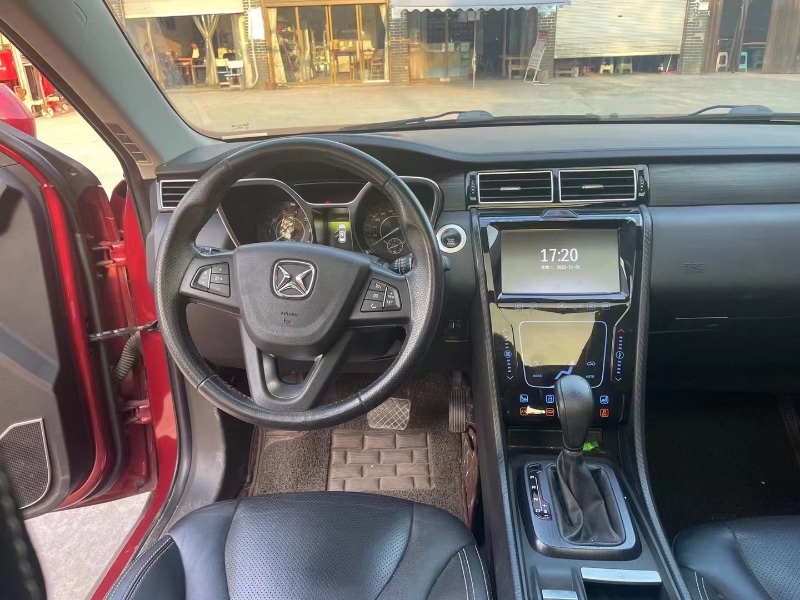 重庆18年驭胜S3302