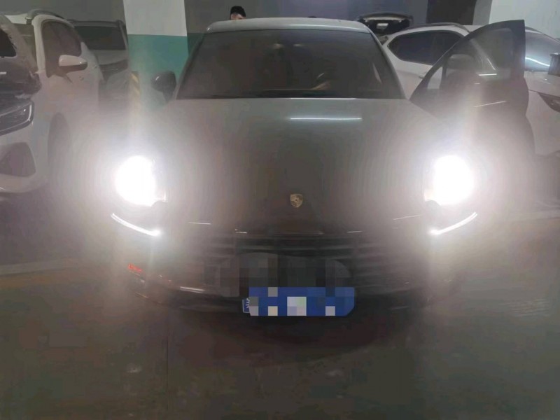 石家庄18年保时捷Macan1