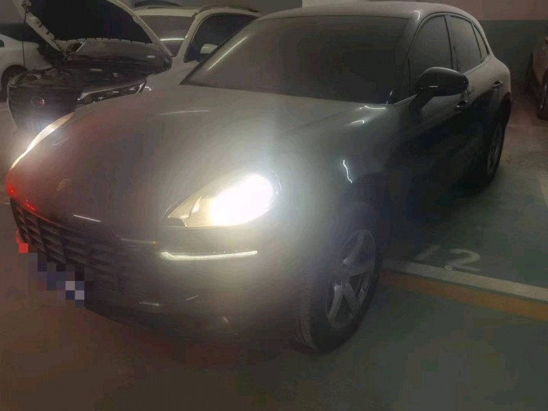 石家庄18年保时捷Macan2