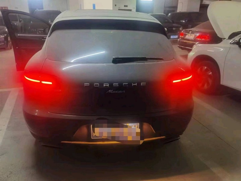 石家庄18年保时捷Macan9